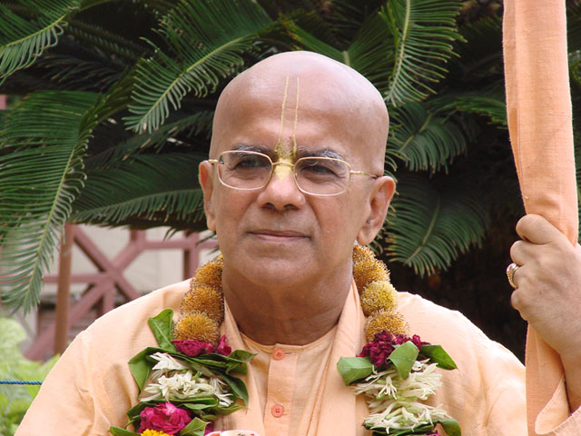 Gopal Krisha Goswami Chanting Hare Krishna