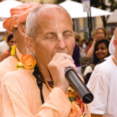 Chant Hare Krishna Japa With Kavicandra Swami