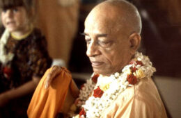 Chant Hare Krishna Japa With Srila Prabhupada